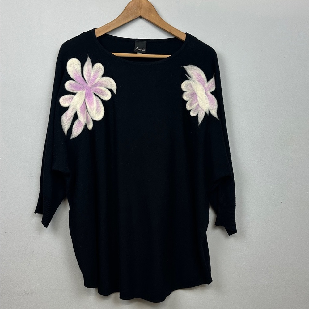 AAEDA Embroidered Pink Felted Flower Kimono Sleeve Black Sweater Sz 1X
